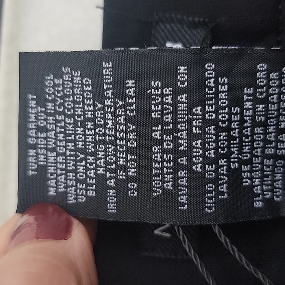 NWT Mario Serrani Black Knit Leggings Slimming High Compact Modern Fit M - Picture 16 of 16